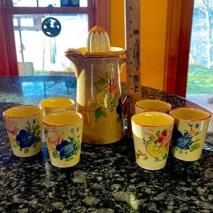 Vintage Japanese ceramic juicer/reamer with 6 glasses